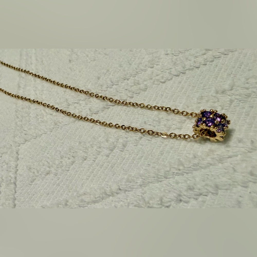 Necklace -apprx 16” gold tone w/circular pendant purple crystals - Picture 7 of 9